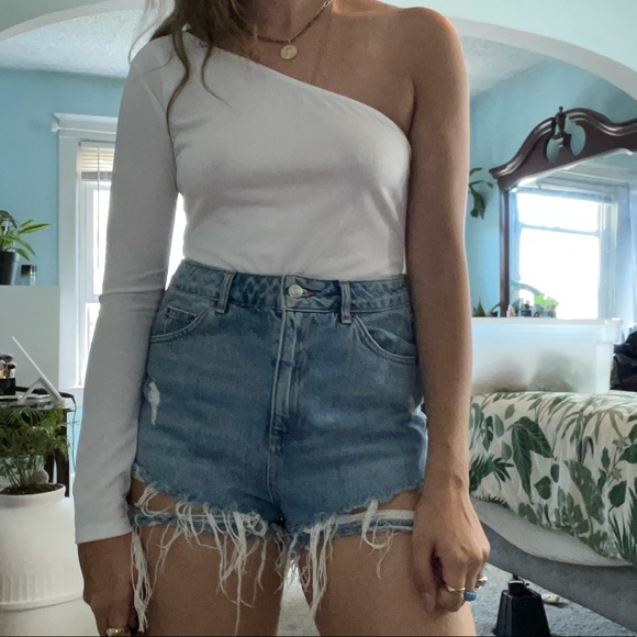 White Bodysuit One Shoulder - Picture 3 of 8